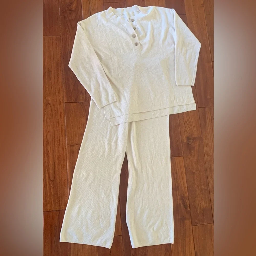 LILLUSORY Cream Knit 2 Piece Lounge Set Size M Henley Top Pants Oversize Slouchy